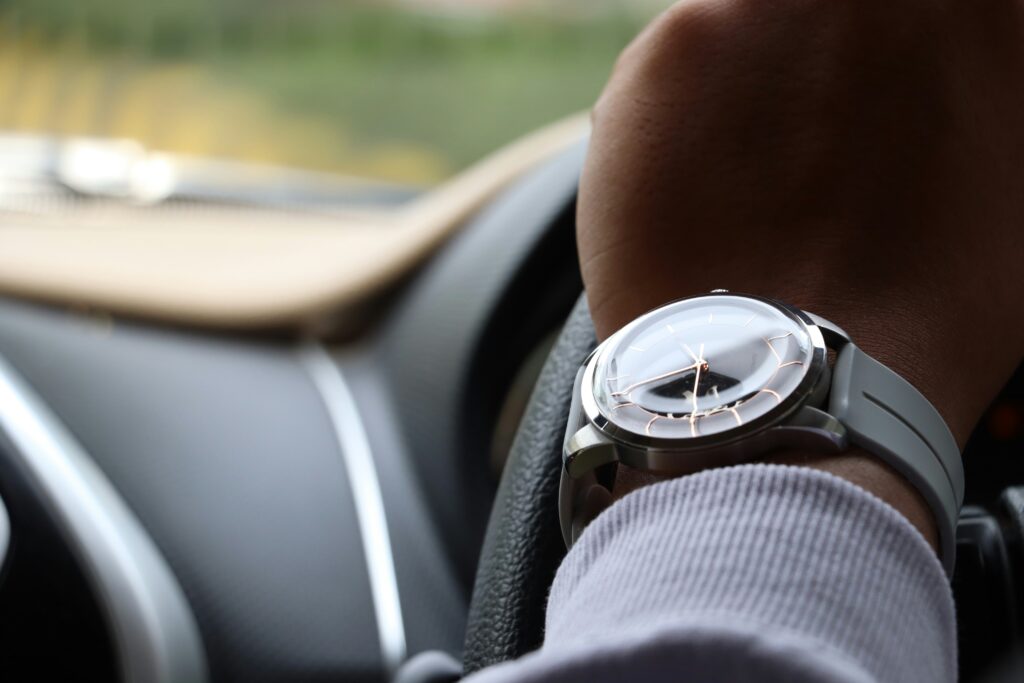 How Ray Executive Cars Guarantees Punctual Chauffeur Services Across the UK