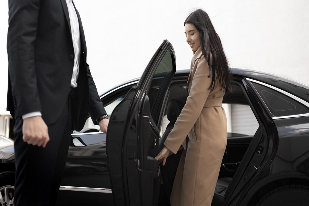 Executive Chauffeur Services Near You Luxury Travel Every Occasion