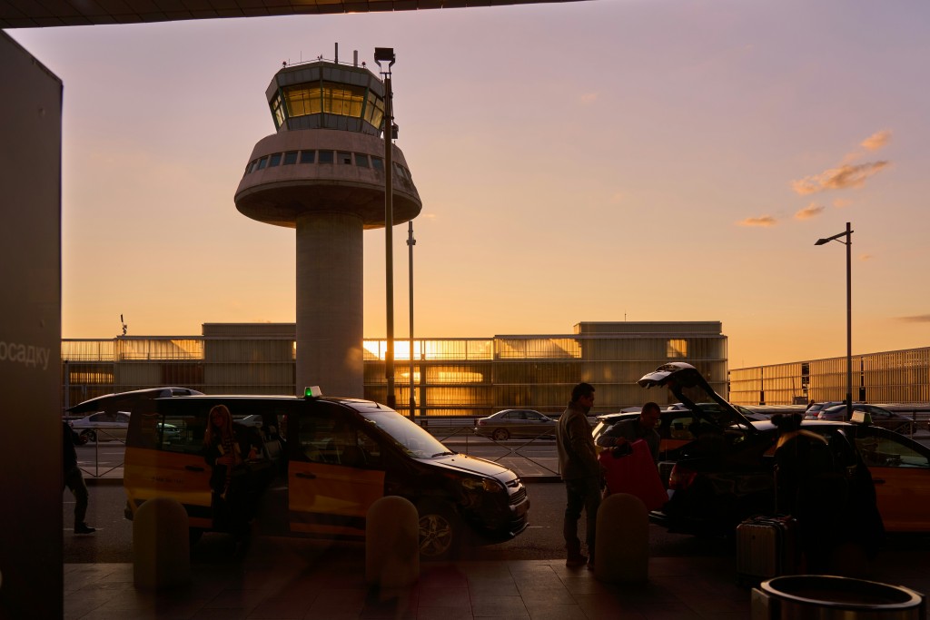 What First-Time Airport Meet and Greet Car Hireers should know.